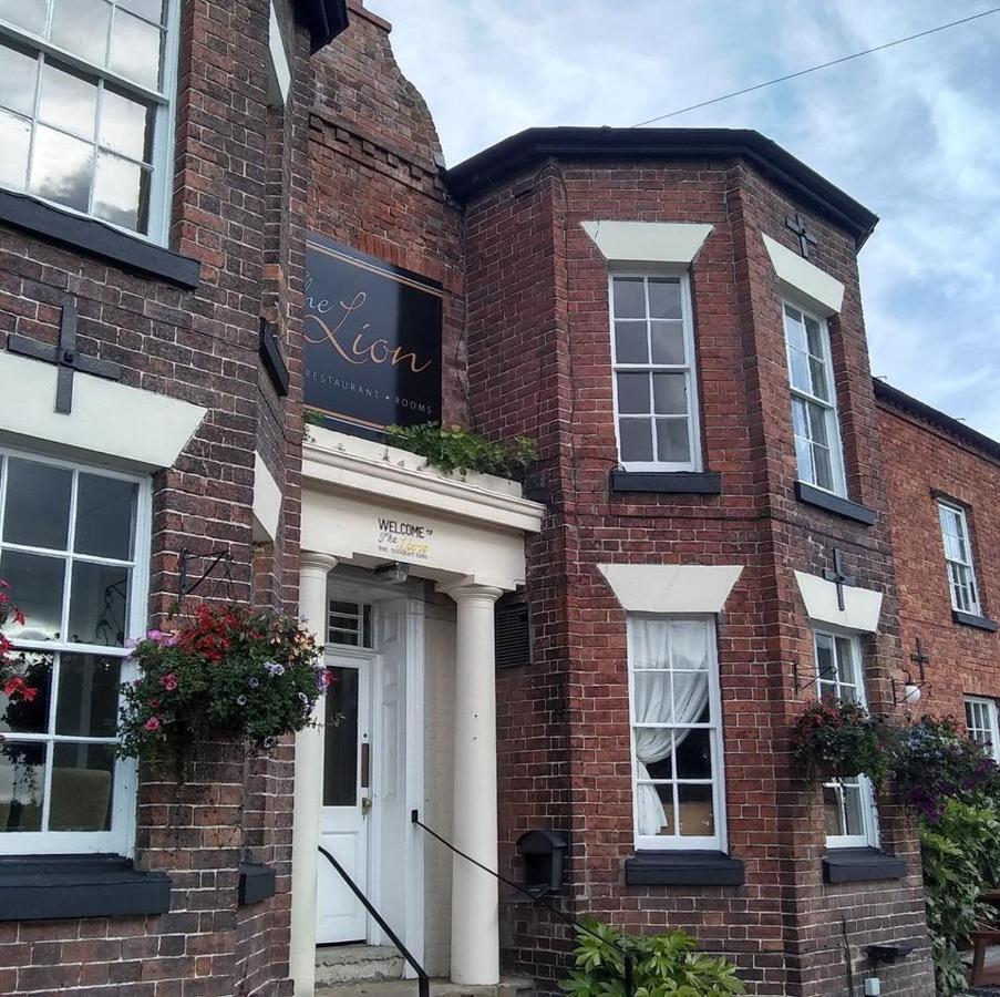 The Lion Hotel Llansantffraid-ym-Mechain エクステリア 写真